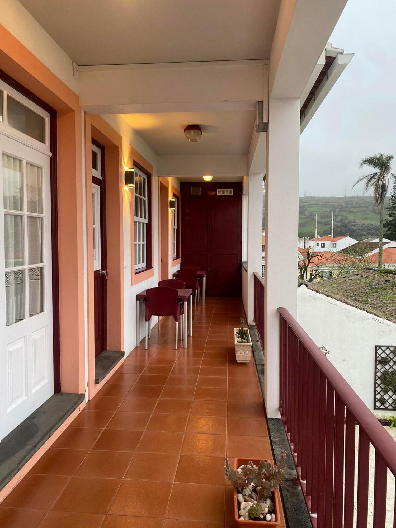 Apartamentos Sao Joao Орта Екстер'єр фото