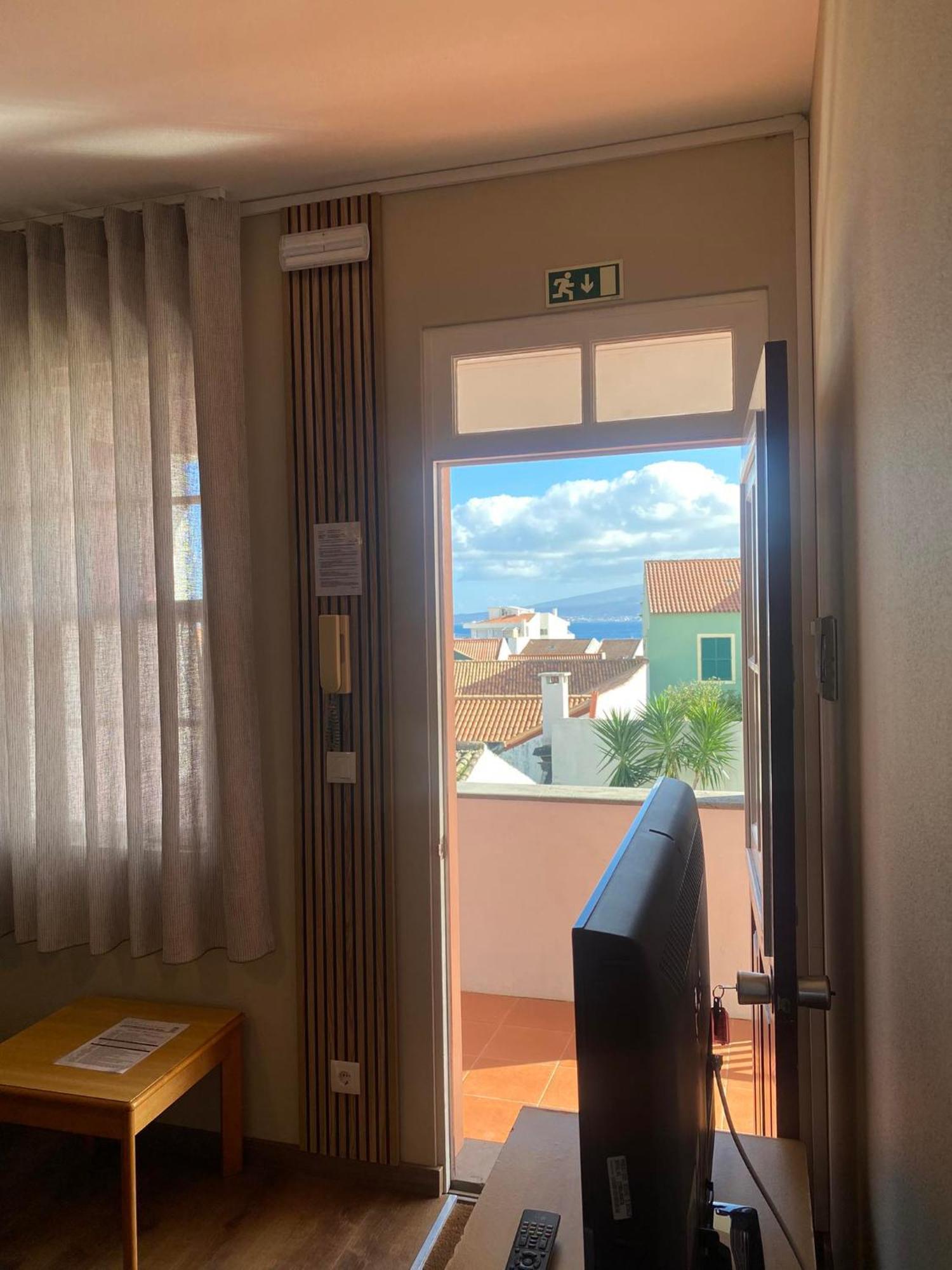 Apartamentos Sao Joao Орта Екстер'єр фото